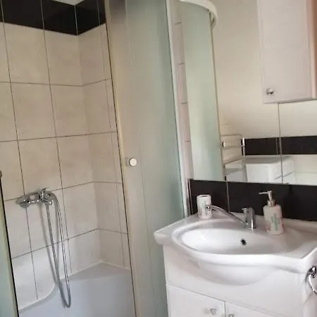 Slavica Casa de Férias Kupres (Canton 10)