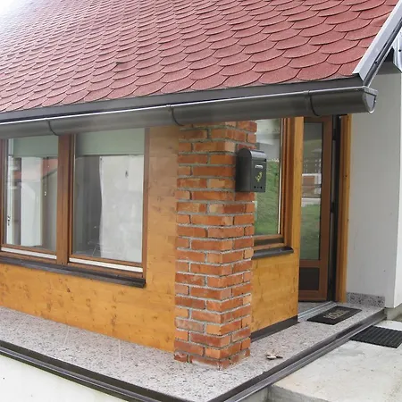 Casa de Férias Slavica Kupres (Canton 10)